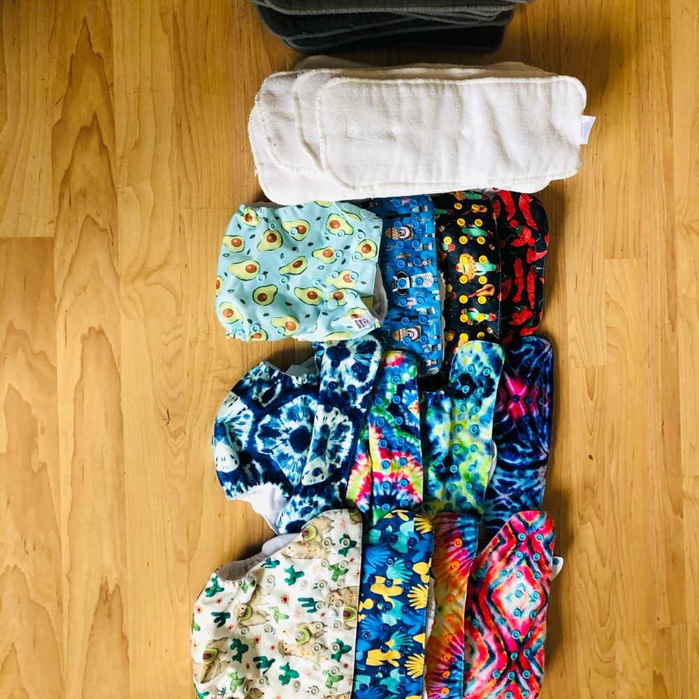 Mama Koala Cloth diaper lot w/ charcoal liners